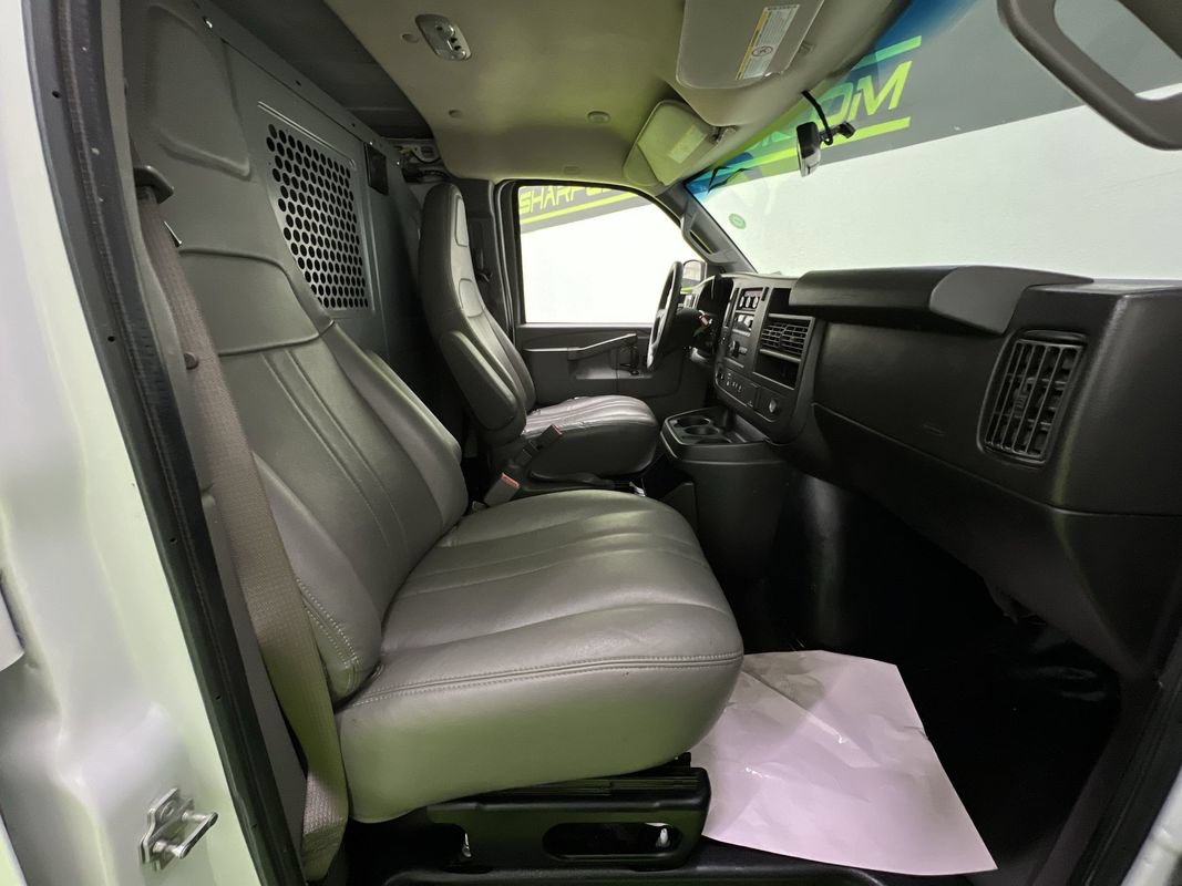Used 2020 Chevrolet Express 2500 Extended w/ Driver Convenience Package RWD image 27
