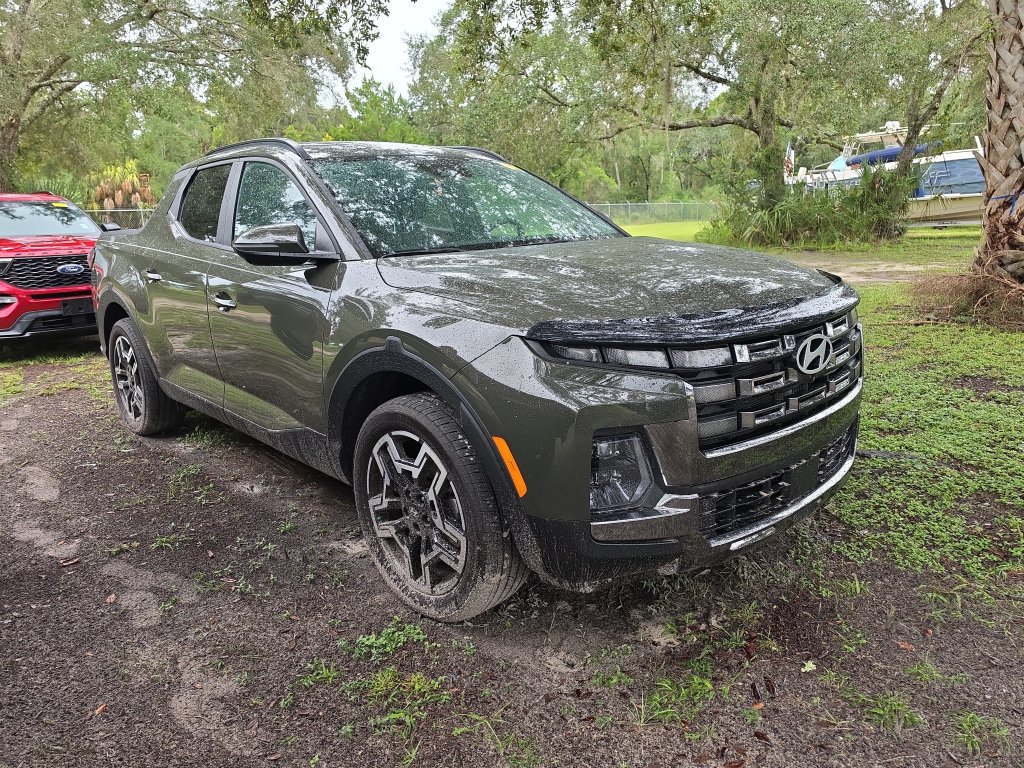 Used 2025 Hyundai Santa Cruz Limited AWD/4WD image 1
