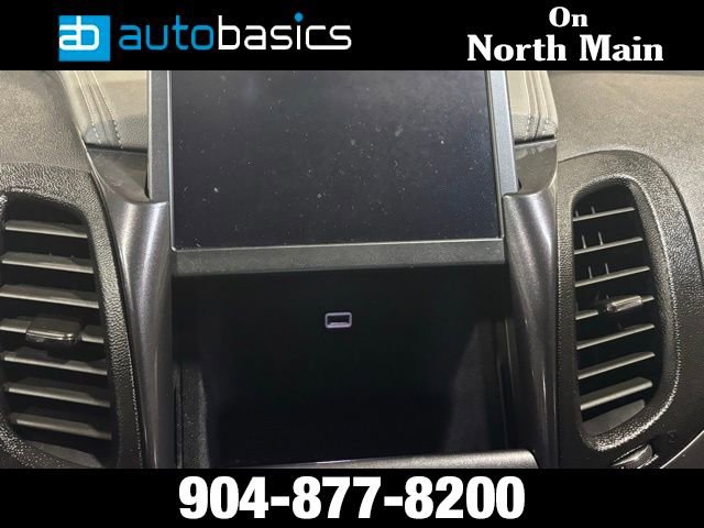 Used 2015 Chevrolet Impala LT FWD image 28