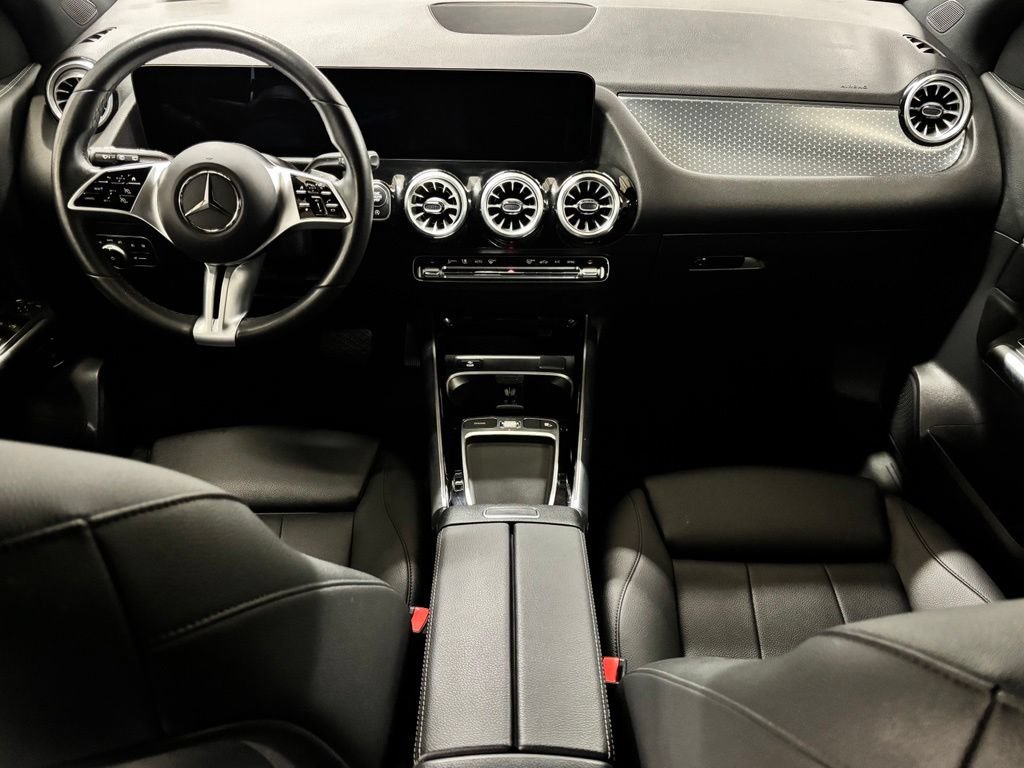 Used 2025 Mercedes-Benz GLA 250 image 13