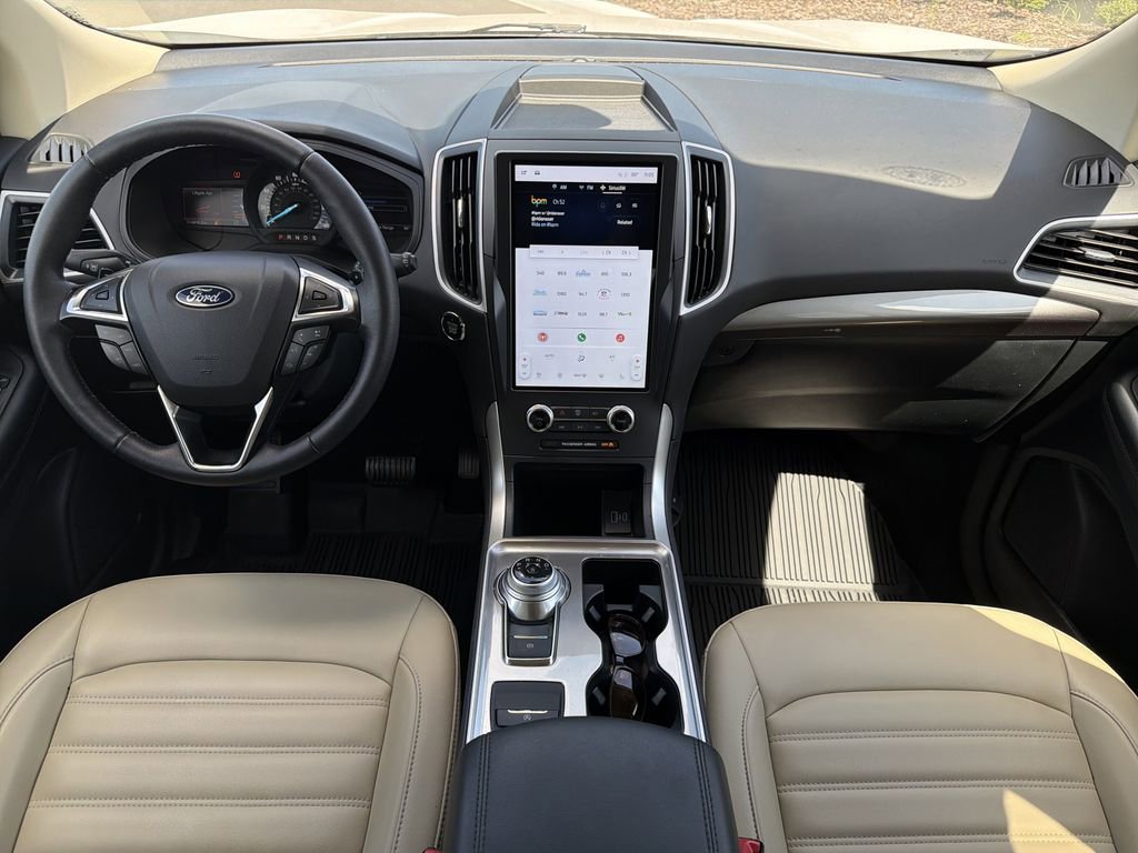 Certified 2024 Ford Edge SEL w/ Convenience Package AWD/4WD image 12