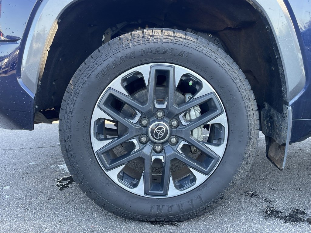Used 2022 Toyota Tundra Limited image 33