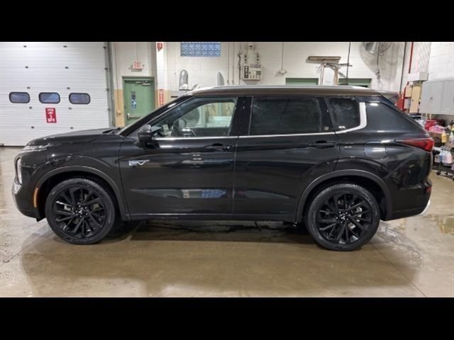 Used 2023 Mitsubishi Outlander SEL 40th Anniversary image 33