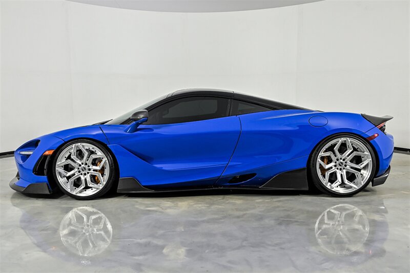 Used 2018 McLaren 720S RWD image 11