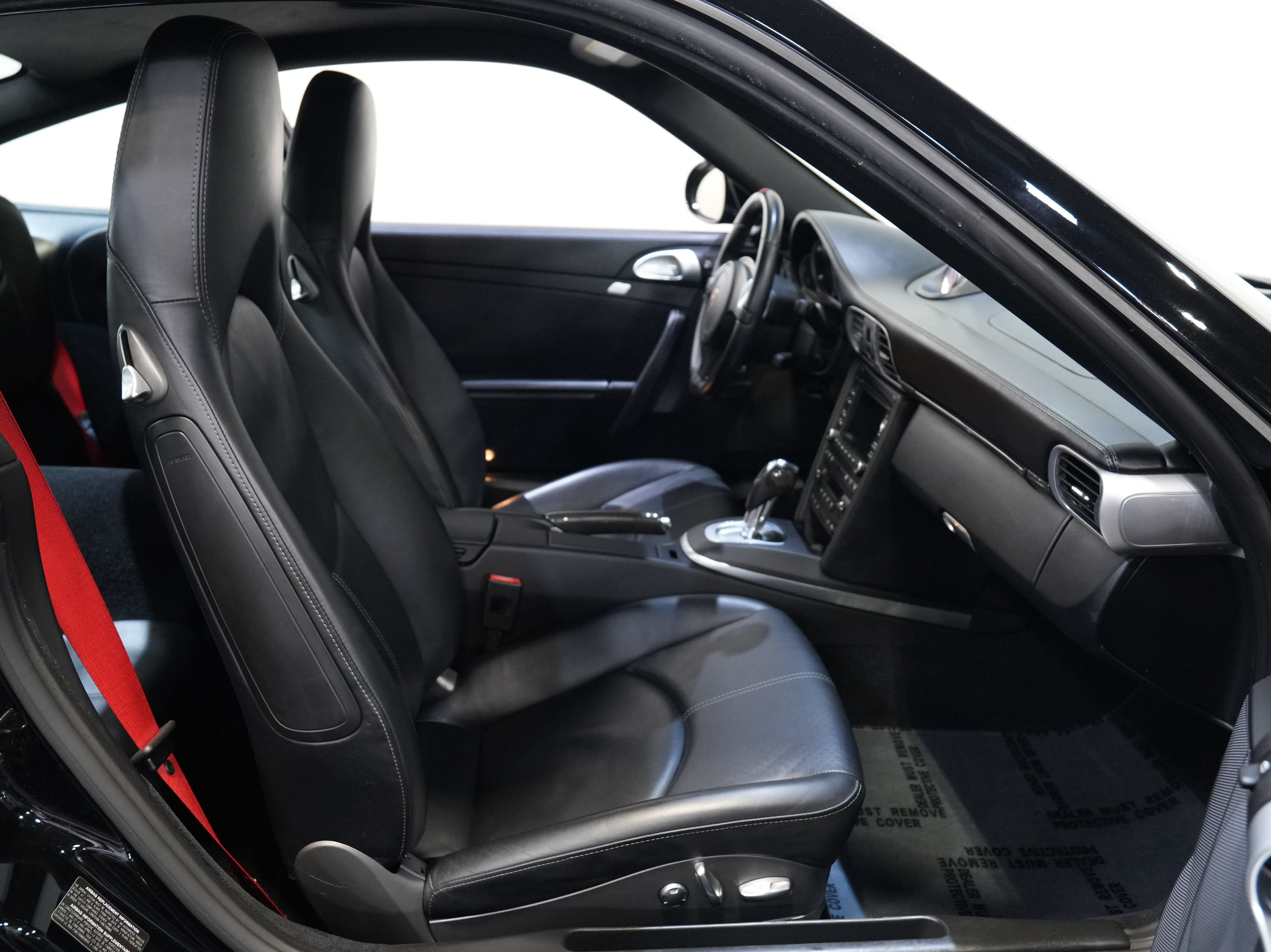 Used 2013 Porsche 911 4 Coupe AWD/4WD image 29