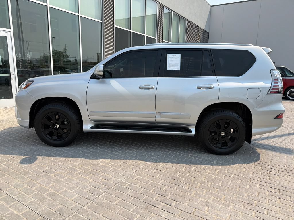Used 2019 Lexus GX 460 Premium AWD/4WD image 2