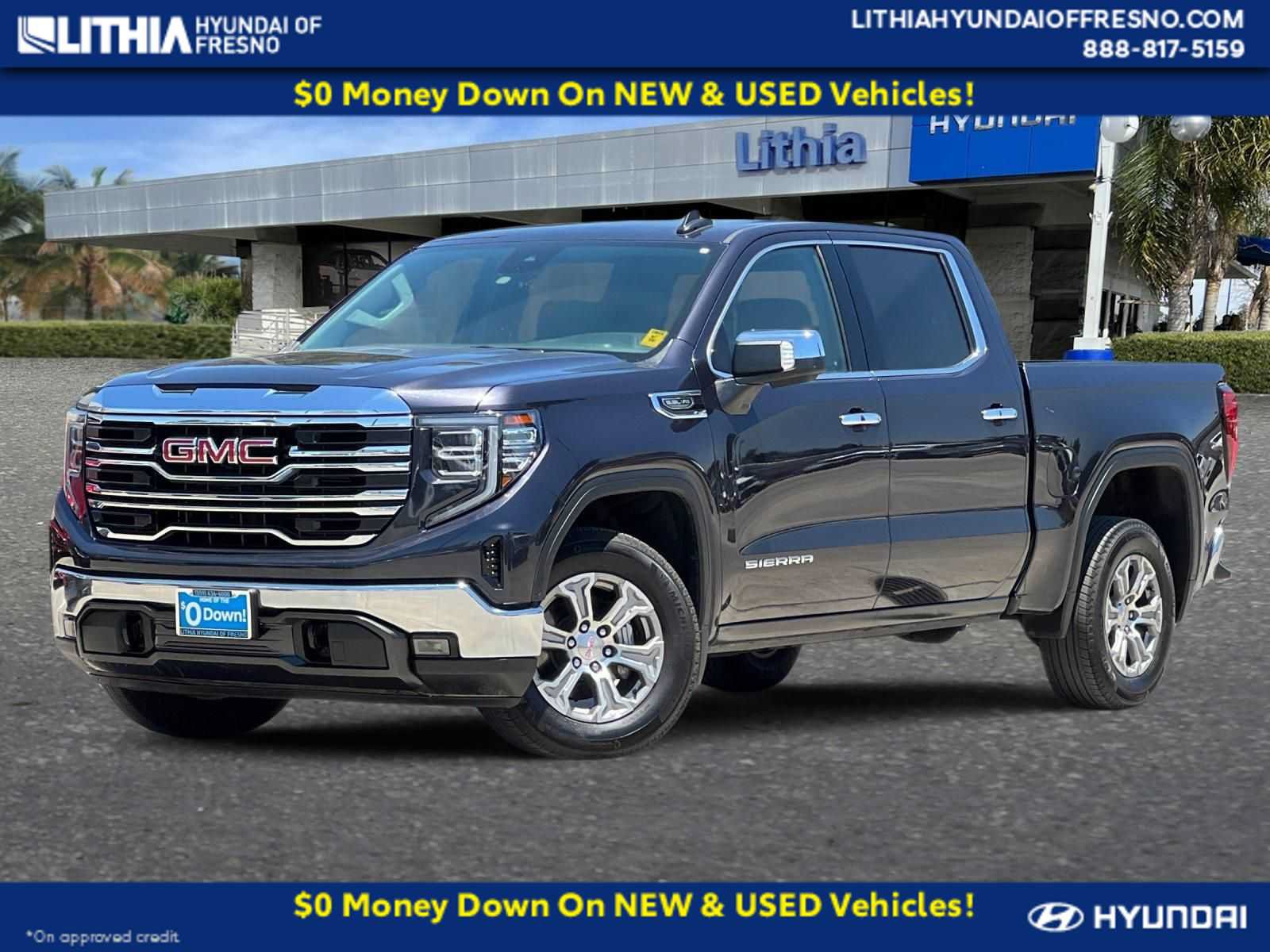 Used 2025 GMC Sierra 1500 SLT RWD image 1