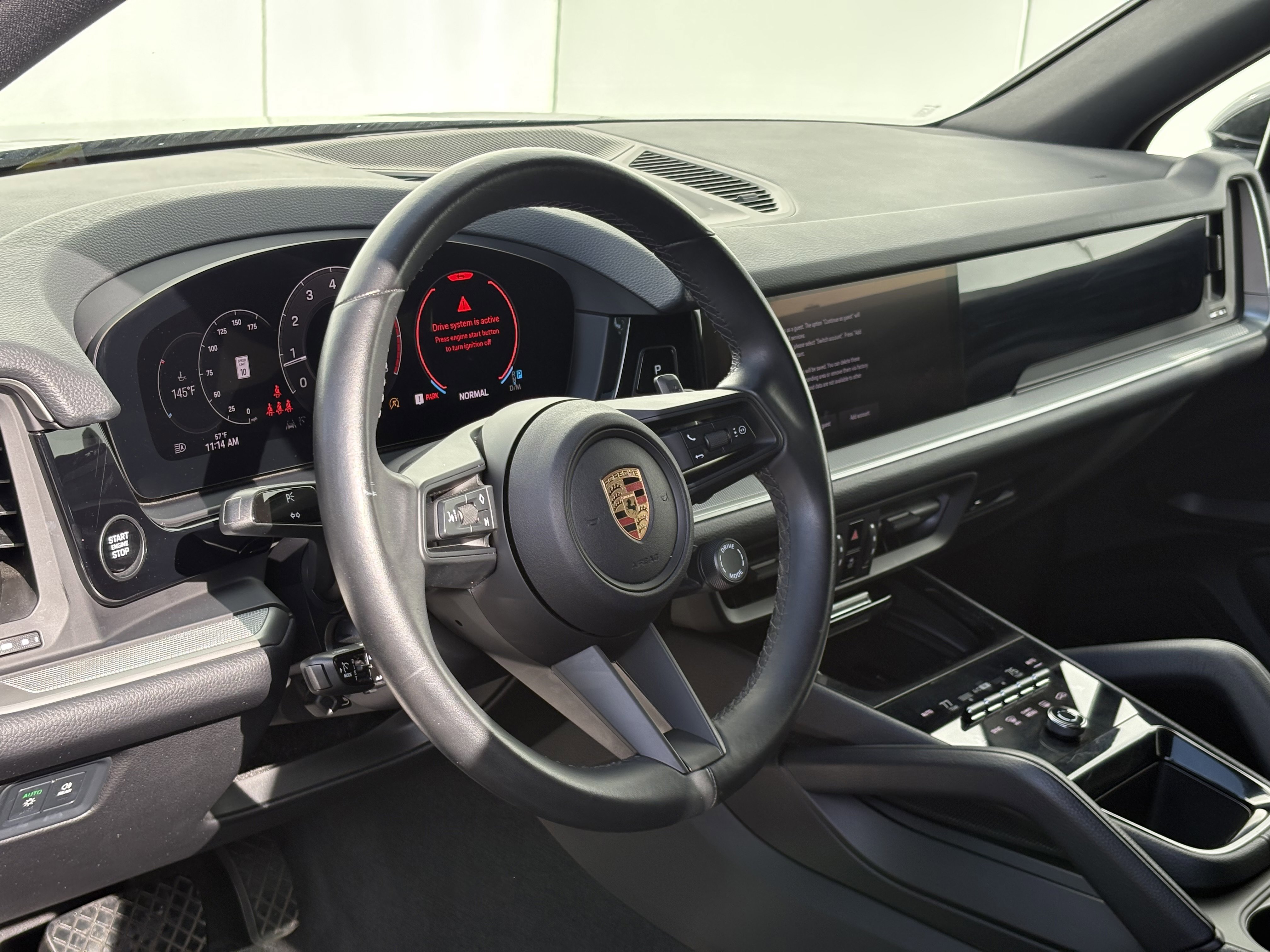 Used 2024 Porsche Cayenne image 16