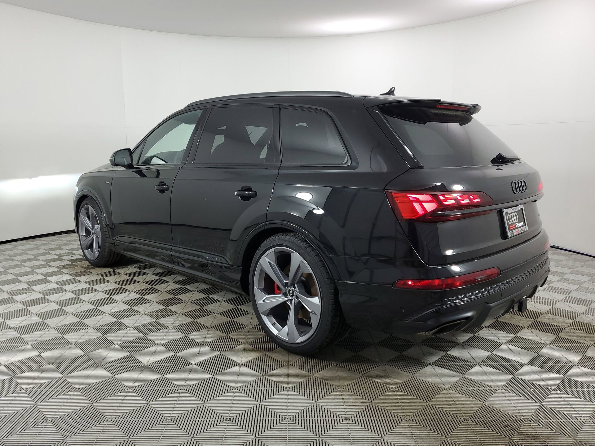 New 2026 Audi Q7 3.0T Prestige image 7