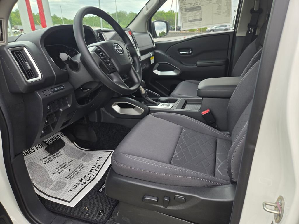 New 2026 Nissan Frontier SV w/ Tow Package AWD/4WD image 4