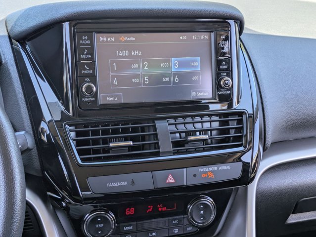 Used 2022 Mitsubishi Eclipse Cross ES image 9