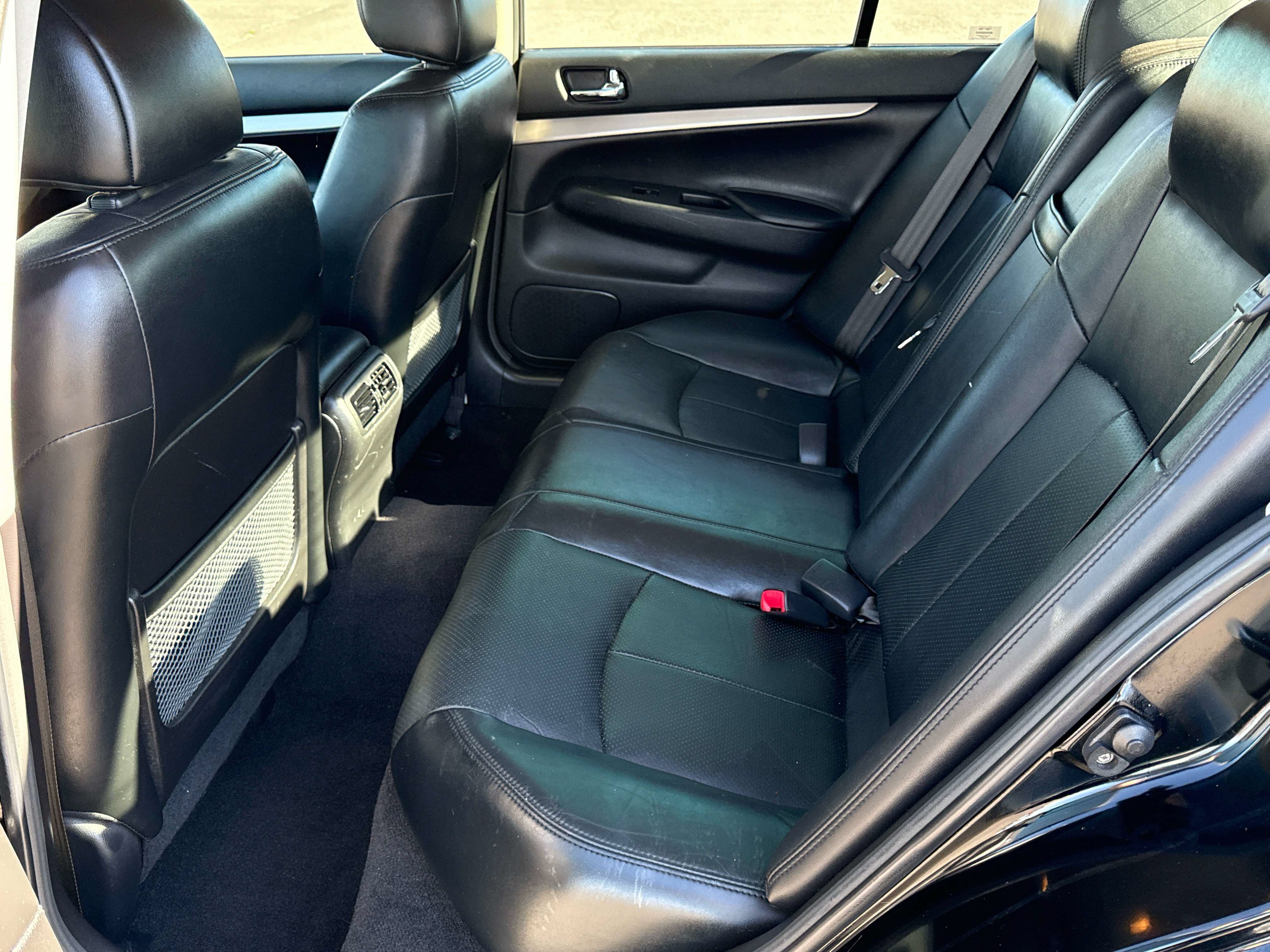 Used 2013 INFINITI G37 x Sedan w/ Premium Pkg AWD/4WD image 13