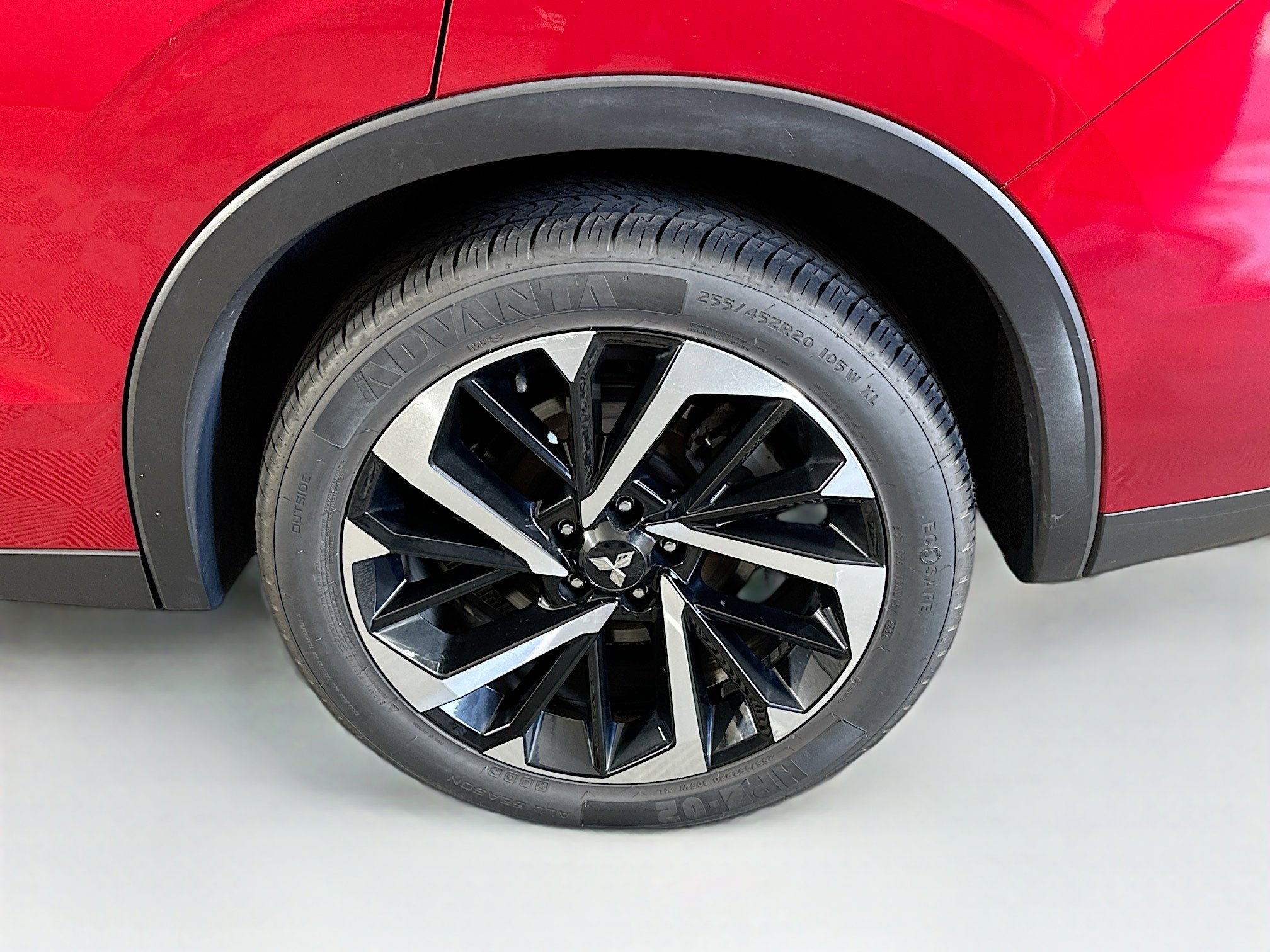 Used 2023 Mitsubishi Outlander SE image 11