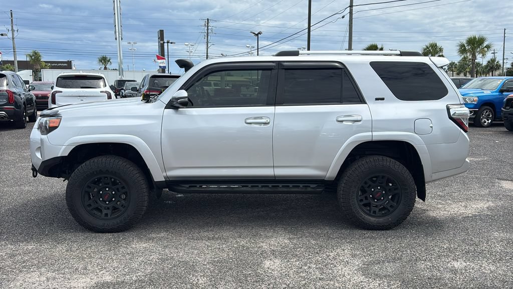 Used 2021 Toyota 4Runner SR5 Premium AWD/4WD image 3