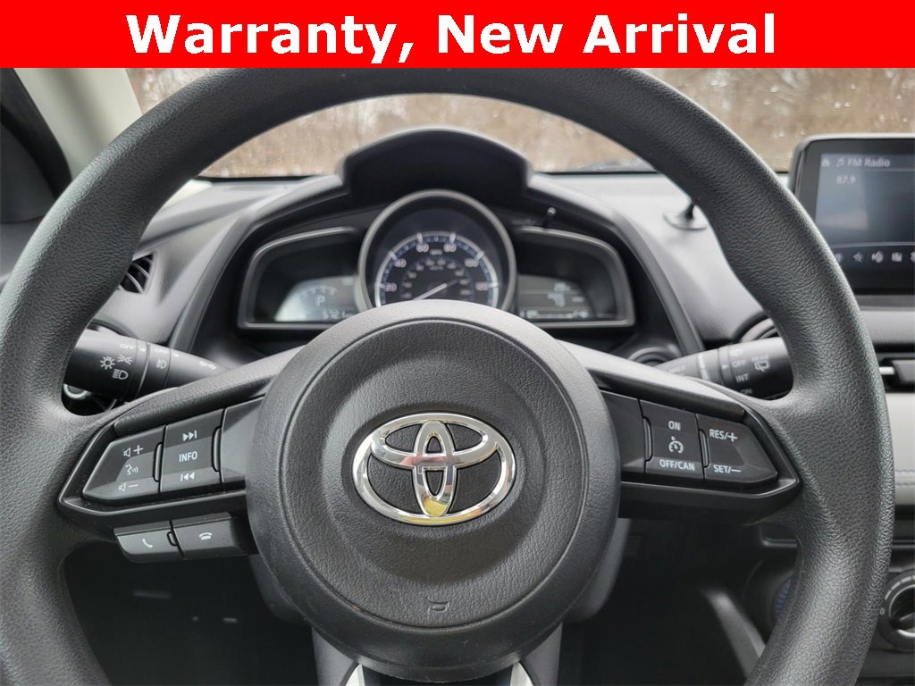 Used 2020 Toyota Yaris LE image 10