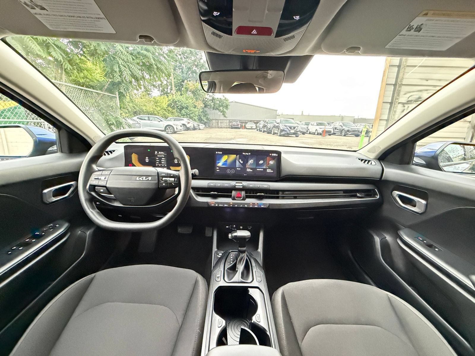 Used 2026 Kia K4 FWD image 30