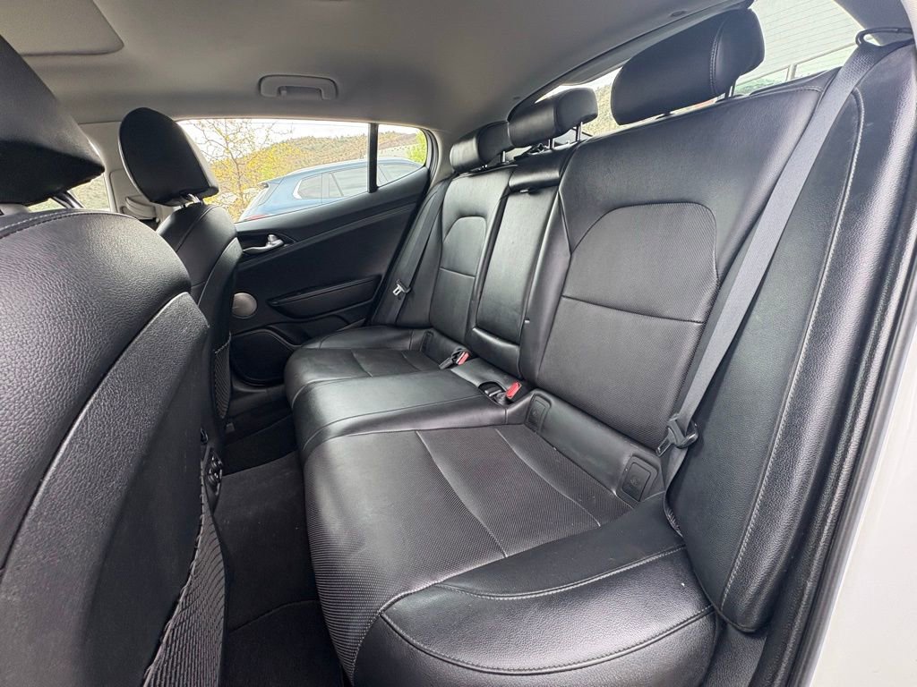 Certified 2018 Kia Stinger Premium image 26