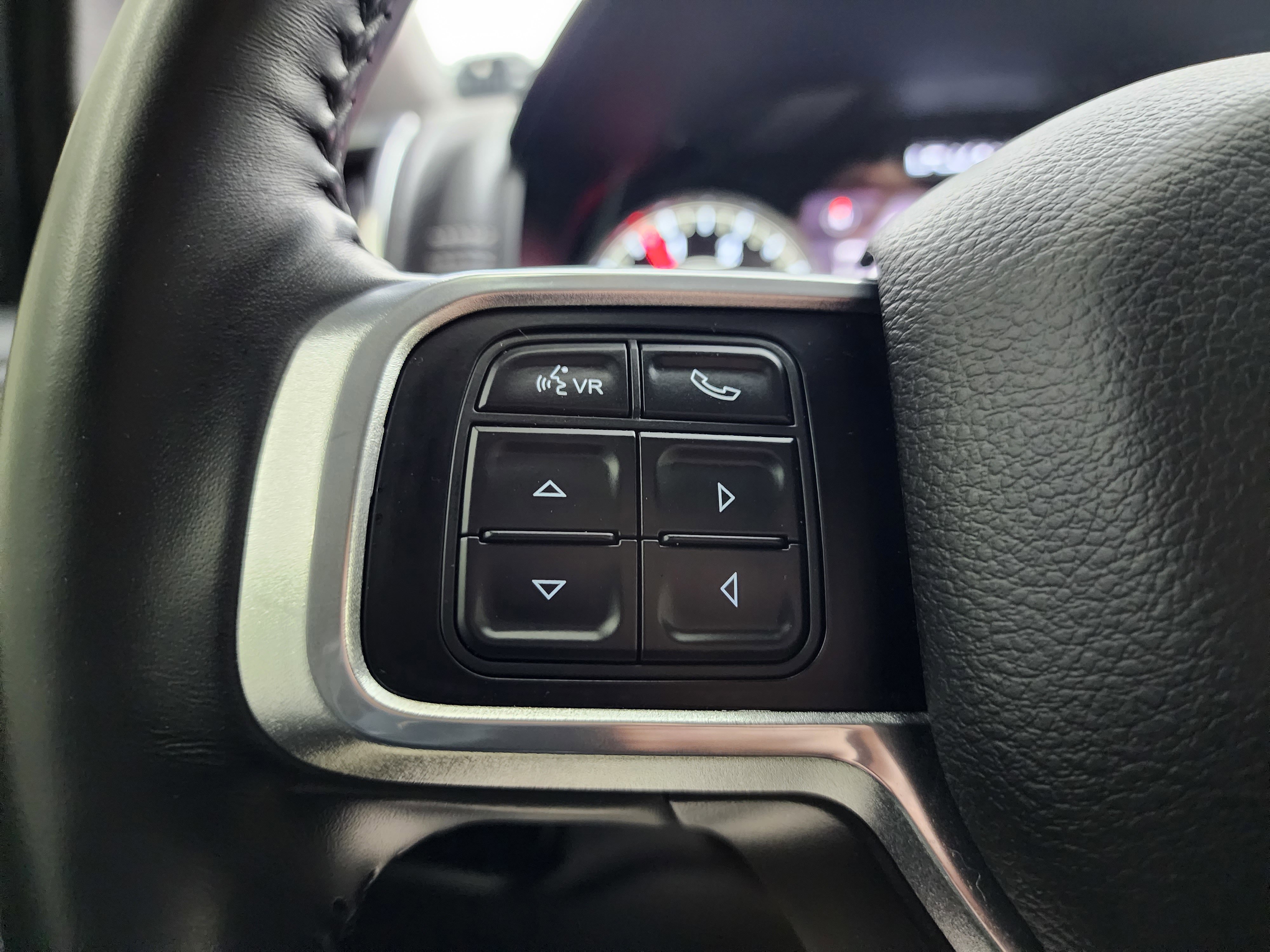 Used 2021 RAM 3500 Laramie w/ Night Edition image 15