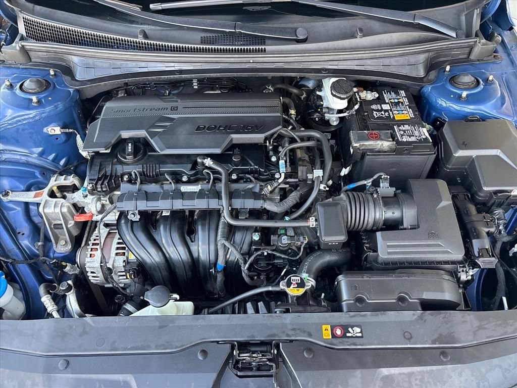 Used 2023 Hyundai Elantra SEL w/ Convenience Package FWD image 29