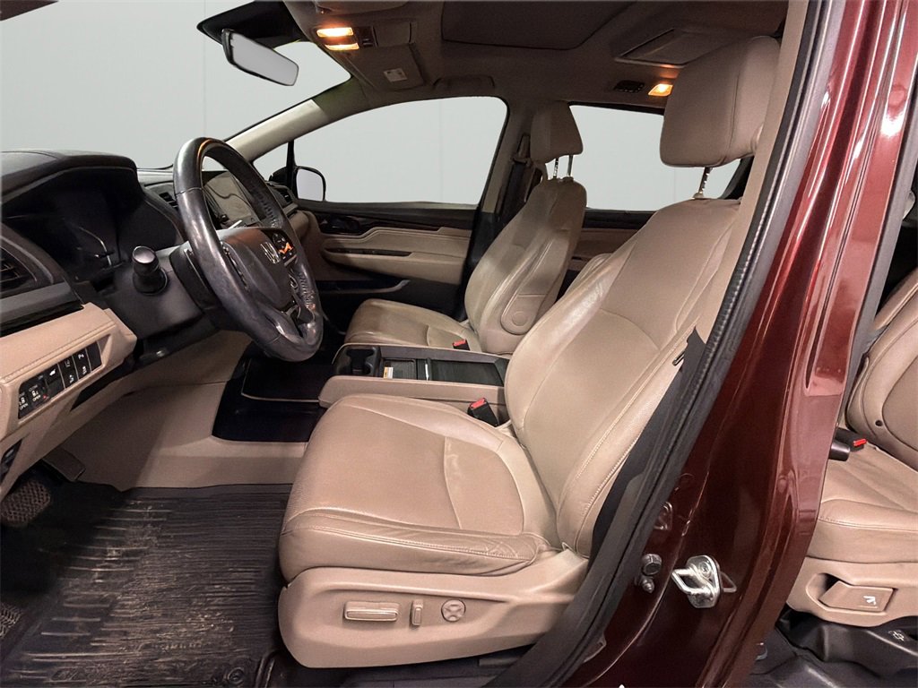 Used 2018 Honda Odyssey Elite image 14
