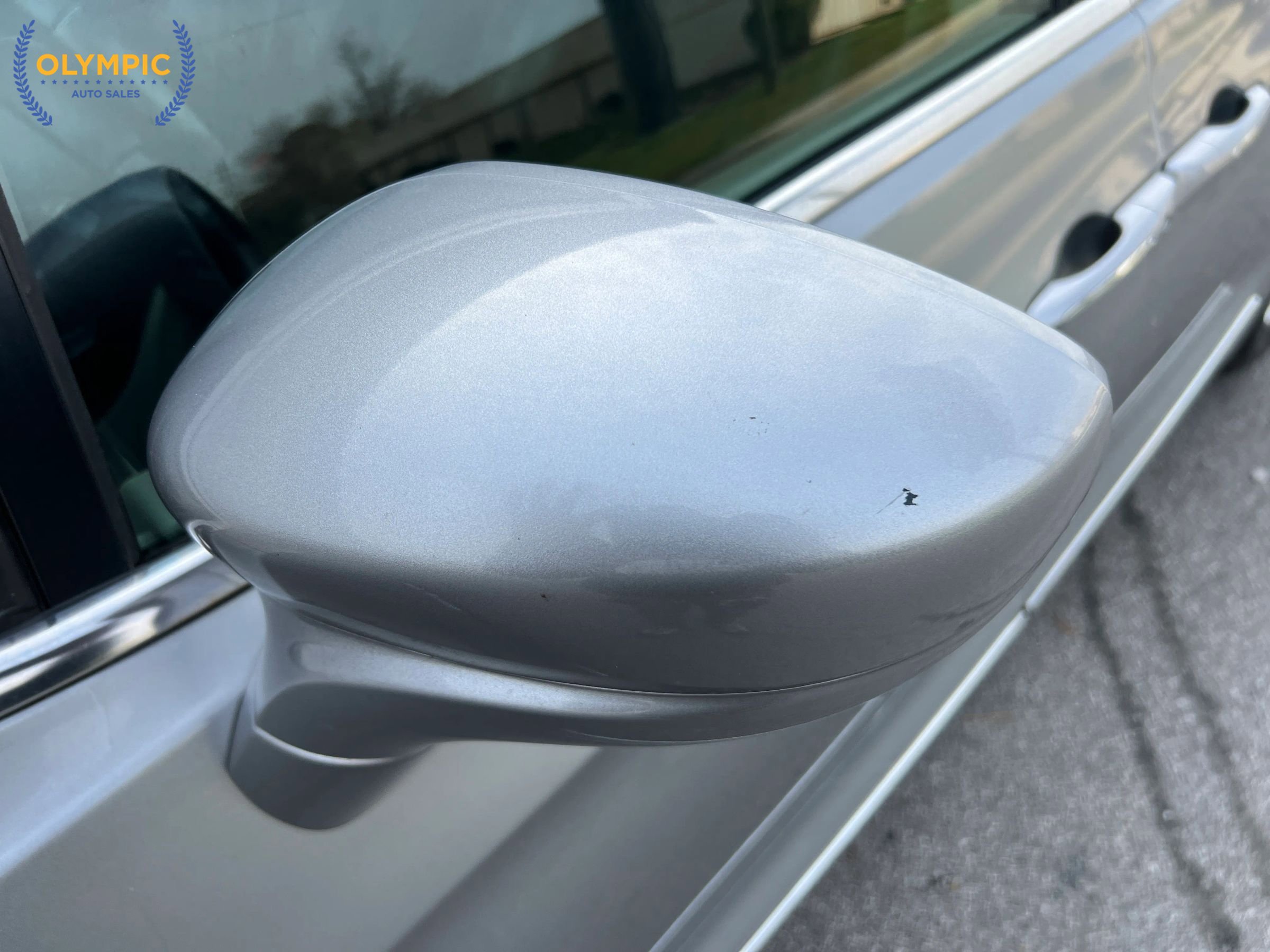 Used 2017 Chrysler Pacifica Touring-L image 17