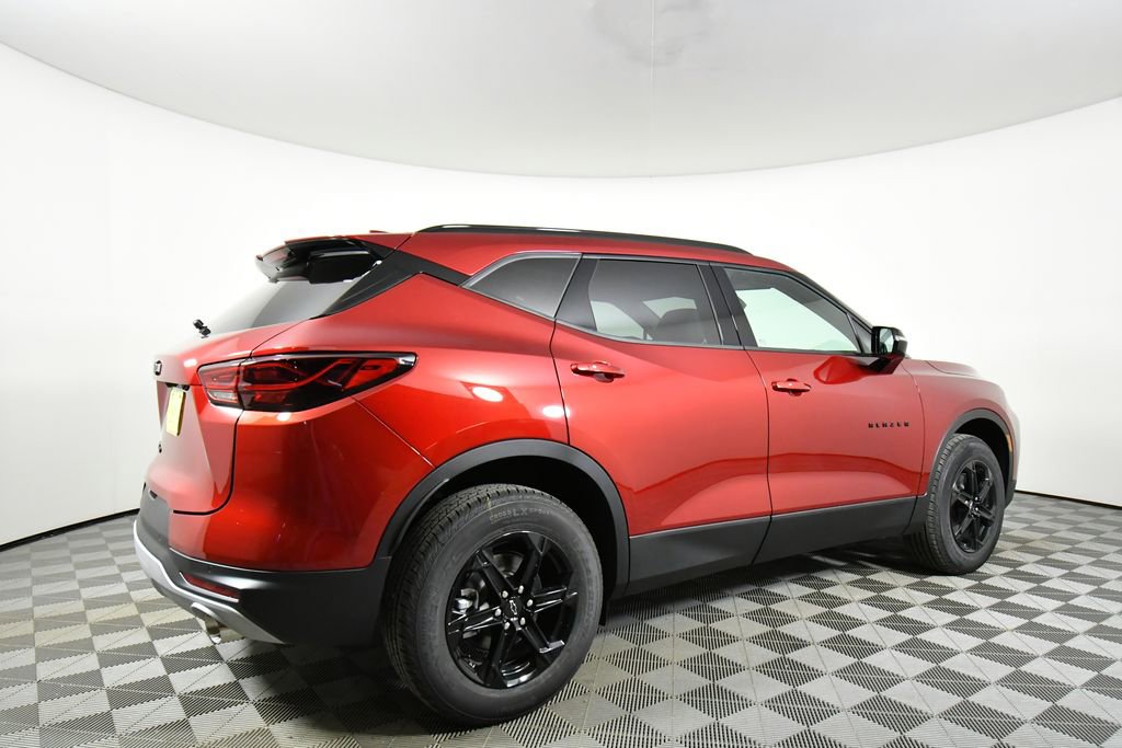New 2026 Chevrolet Blazer LT w/ Midnight/Sport Edition AWD/4WD image 10