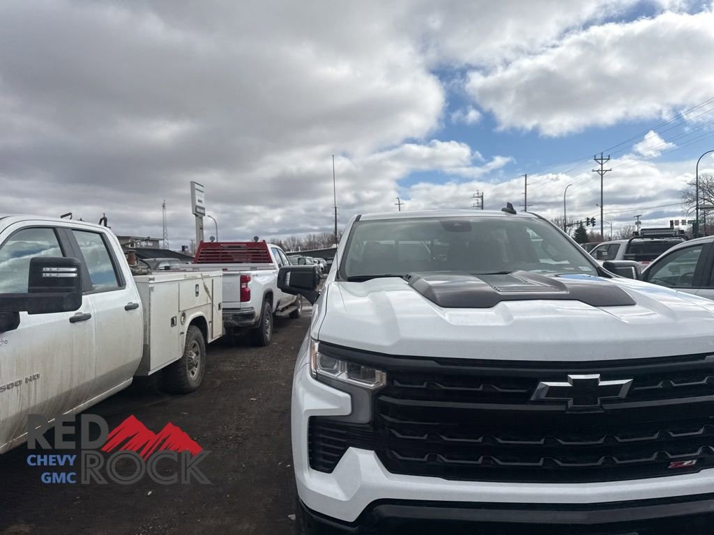 Used 2024 Chevrolet Silverado 1500 LT Trail Boss w/ Convenience Package II image 8