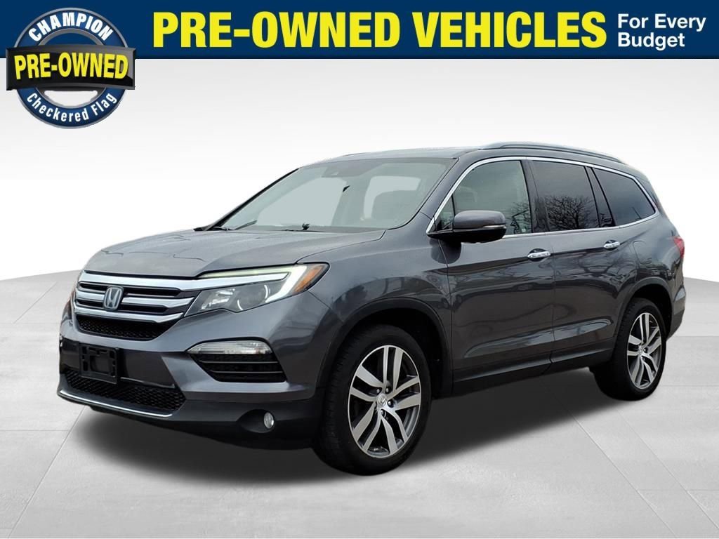 Used 2016 Honda Pilot Touring image 1