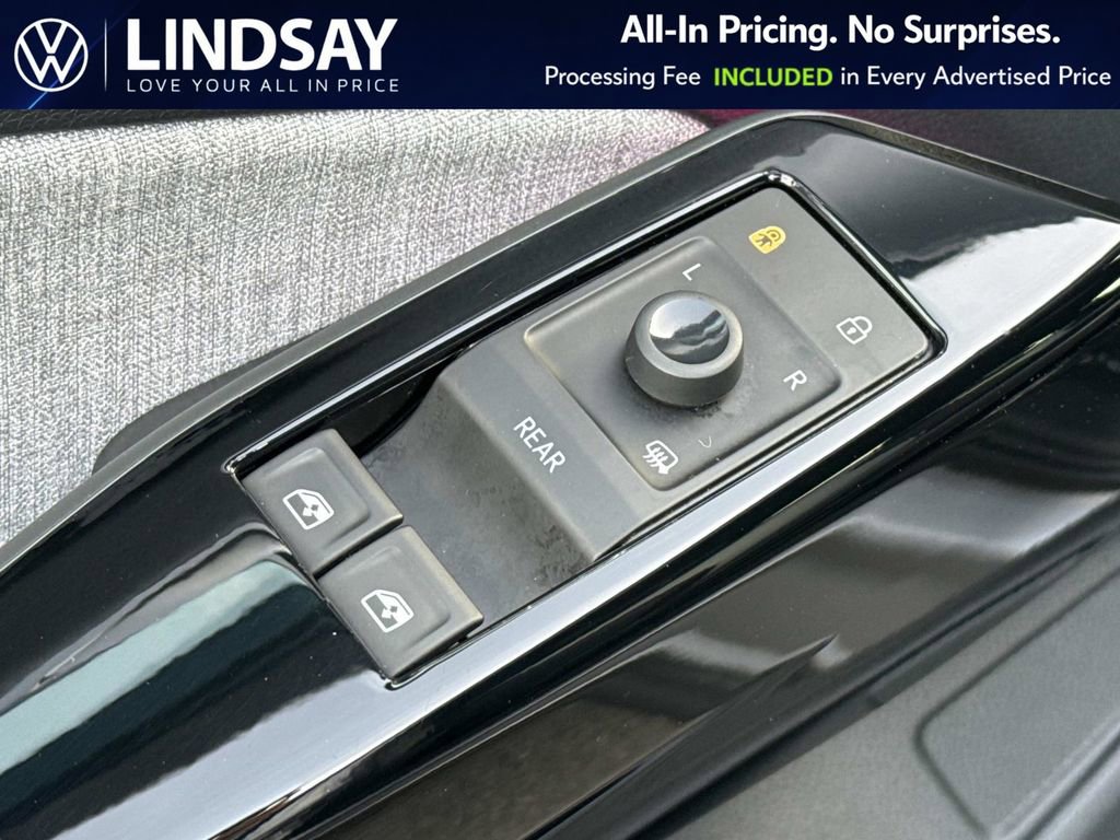 Used 2023 Volkswagen ID.4 Pro image 19