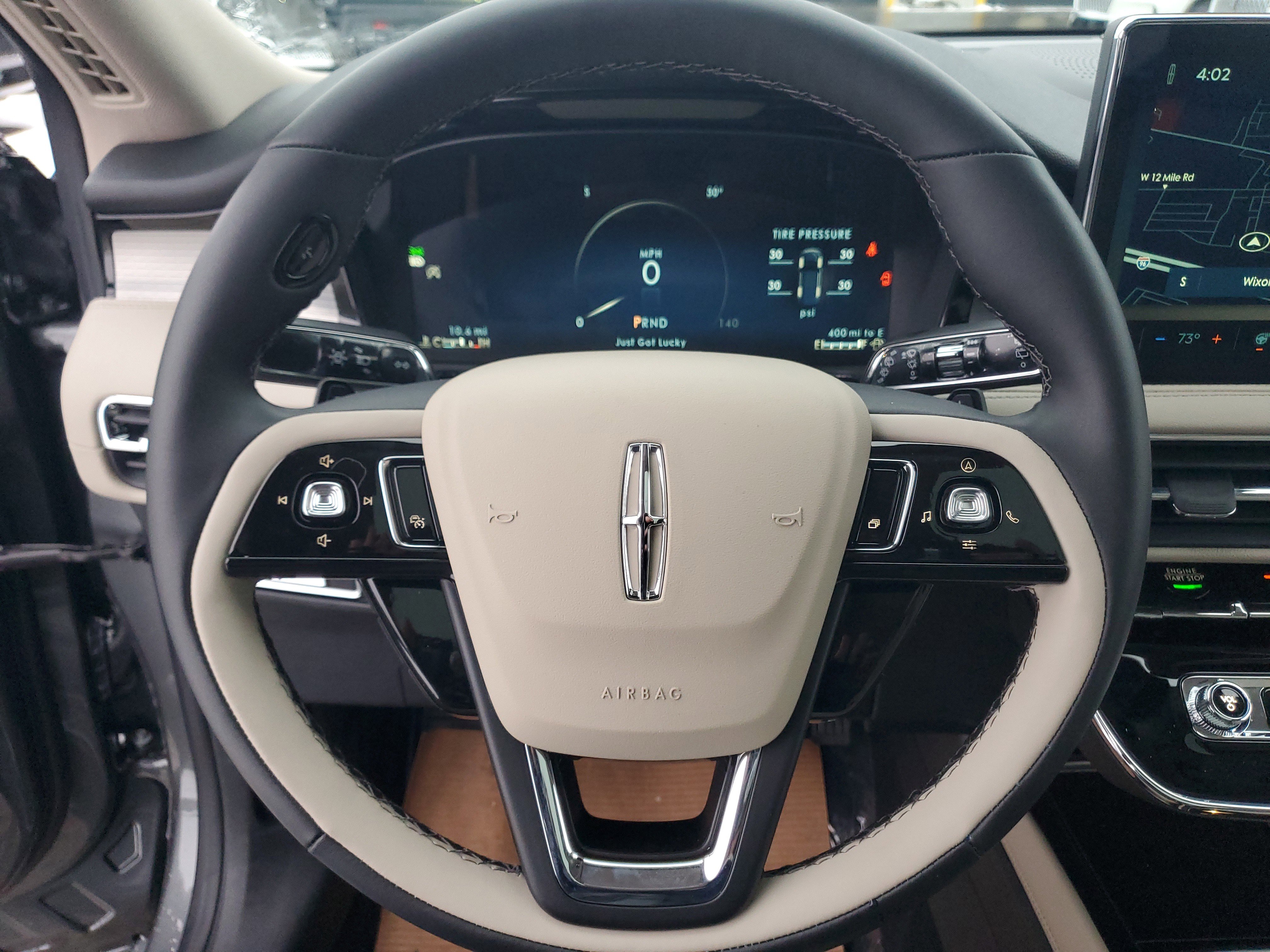 New 2026 Lincoln Corsair Premiere image 16