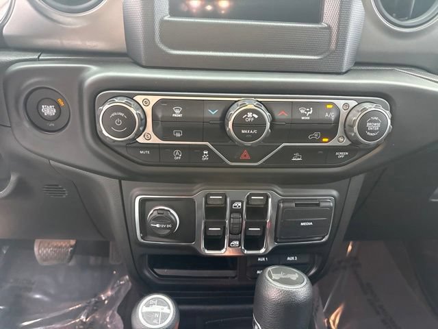 Used 2023 Jeep Wrangler Unlimited Sport AWD/4WD image 24