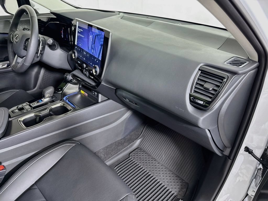 Certified 2026 Lexus NX 350 AWD w/ Accessory Package (2T) image 31