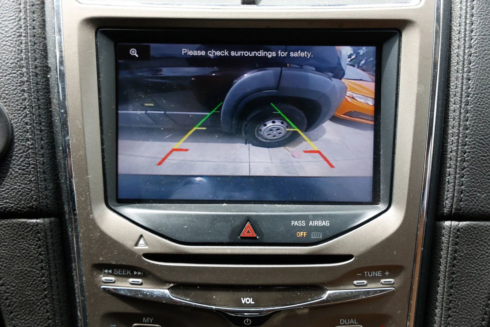 Used 2013 Lincoln MKX FWD image 32