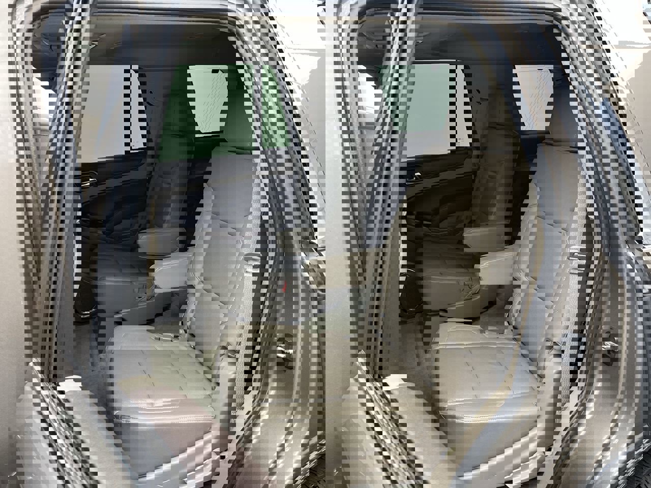 Used 2015 Chevrolet Tahoe LTZ AWD/4WD image 13