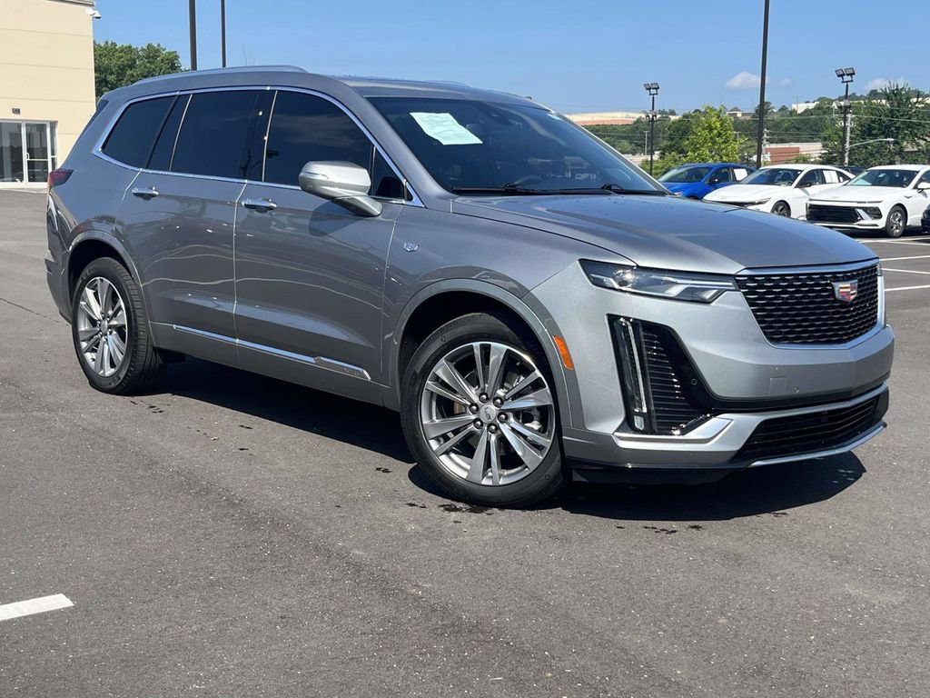 Used 2025 Cadillac XT6 Premium Luxury FWD image 1