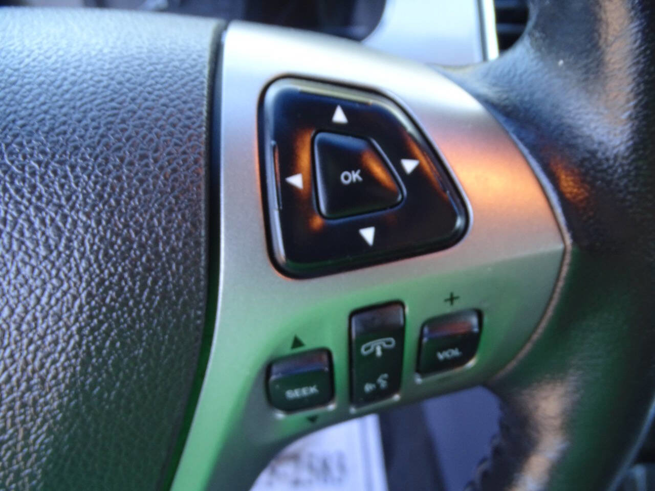 Used 2013 Ford Taurus SEL AWD image 16