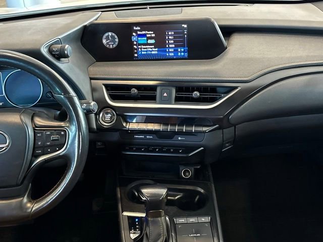 Used 2022 Lexus UX 200 w/ Premium Package image 25