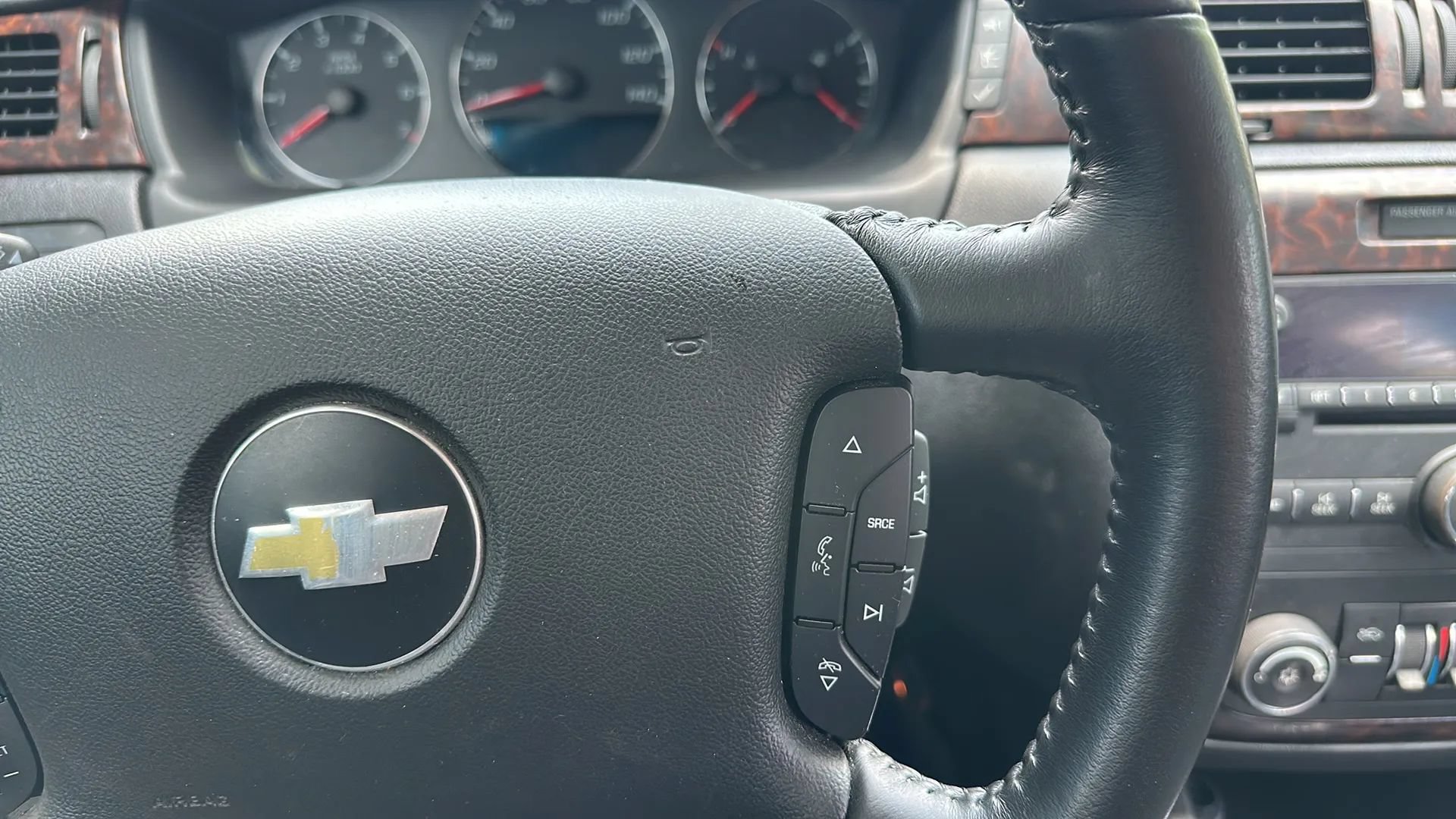 Used 2012 Chevrolet Impala LT FWD image 32