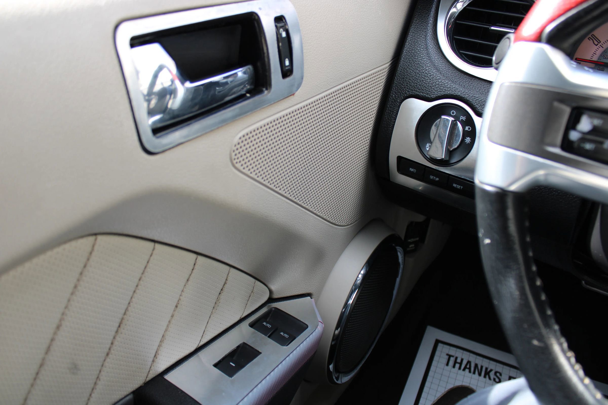 Used 2010 Ford Mustang Convertible image 24