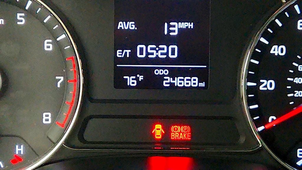 Used 2017 Kia Forte LX FWD image 15