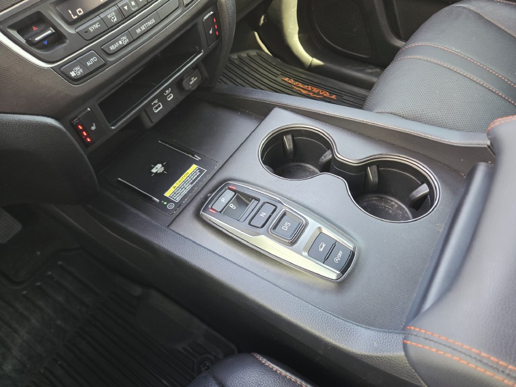 Certified 2024 Honda Passport TrailSport image 25