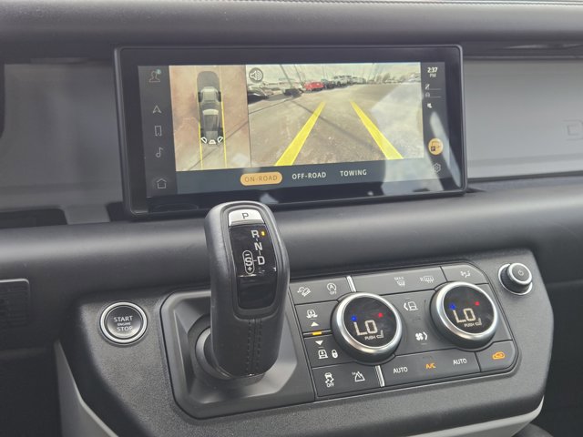 Used 2020 Land Rover Defender 110 HSE image 28