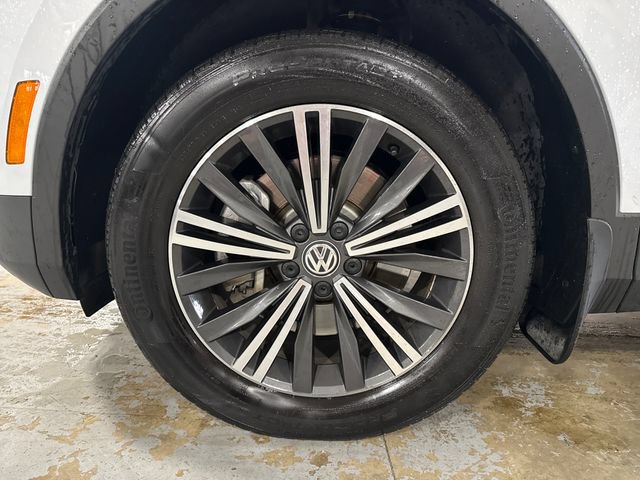 Used 2019 Volkswagen Tiguan SEL w/ 3rd Row Seat Package AWD/4WD image 29