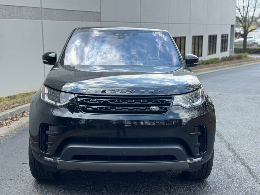 Used 2017 Land Rover Discovery HSE AWD/4WD image 9
