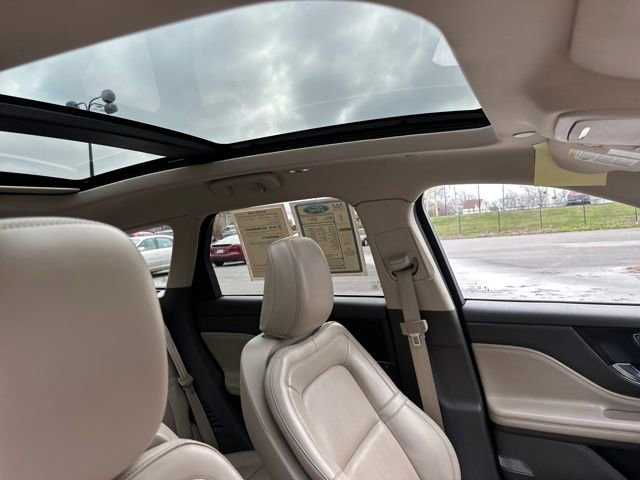 Used 2022 Lincoln Corsair Grand Touring image 15