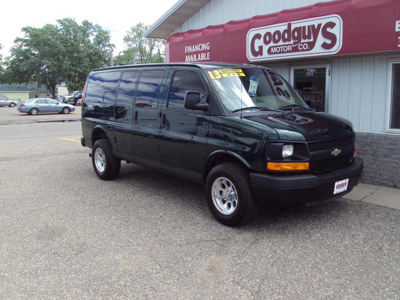 Used 2013 Chevrolet Express 1500 AWD image 2