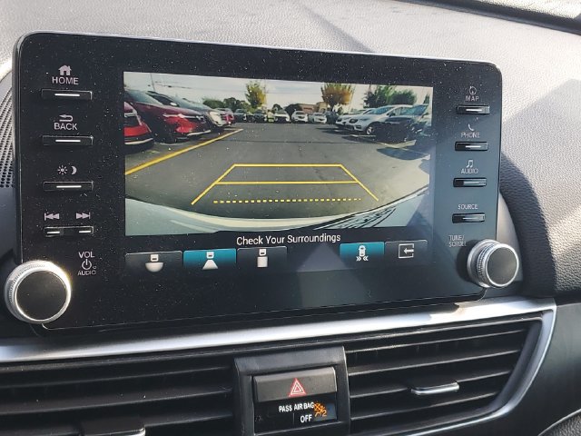 Used 2020 Honda Accord Touring image 25