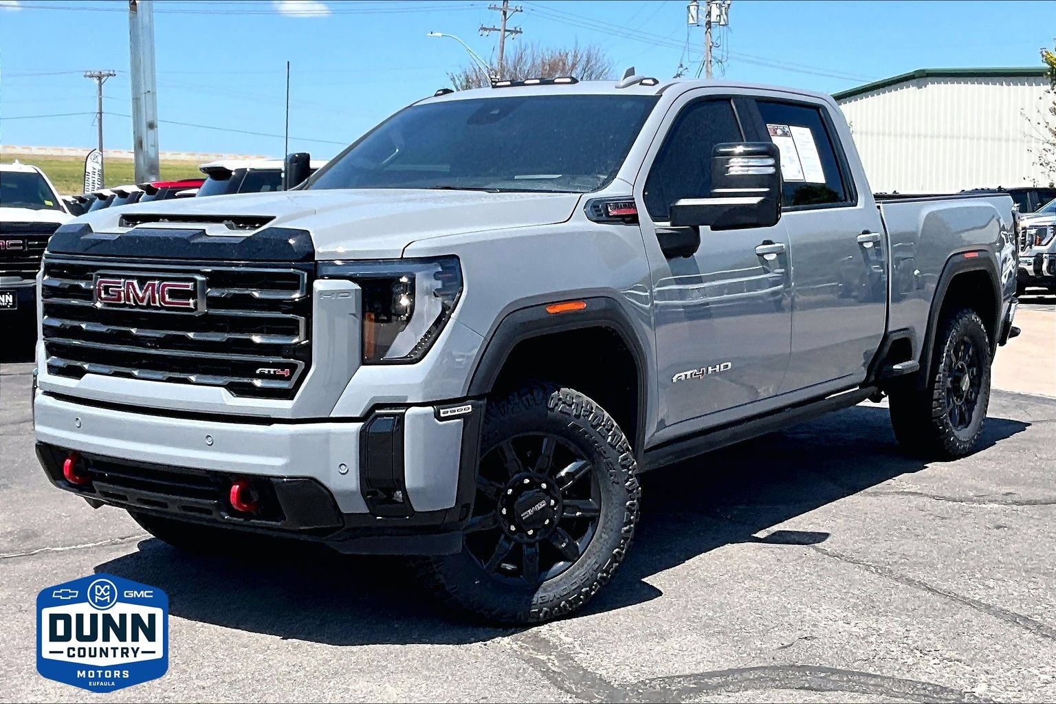 Used 2025 GMC Sierra 2500 AT4 w/ AT4 Premium Plus Package AWD/4WD image 1