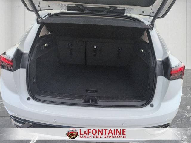 Used 2023 Buick Envision Essence w/ Sport Touring Package AWD/4WD image 30