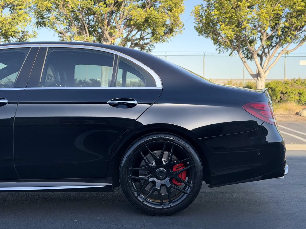 Used 2019 Mercedes-Benz E 63 AMG S image 7